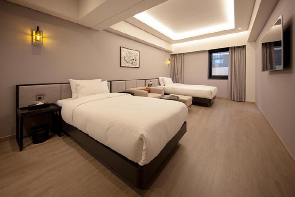 Hound Hotel Yeonsan Busan Extérieur photo