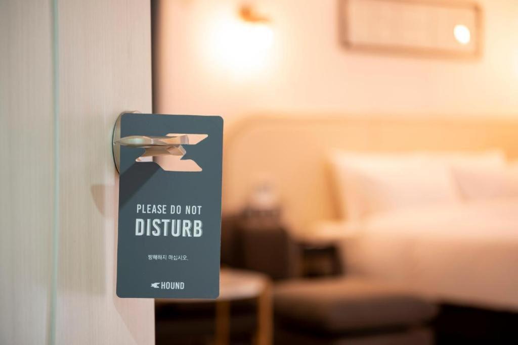 Hound Hotel Yeonsan Busan Extérieur photo