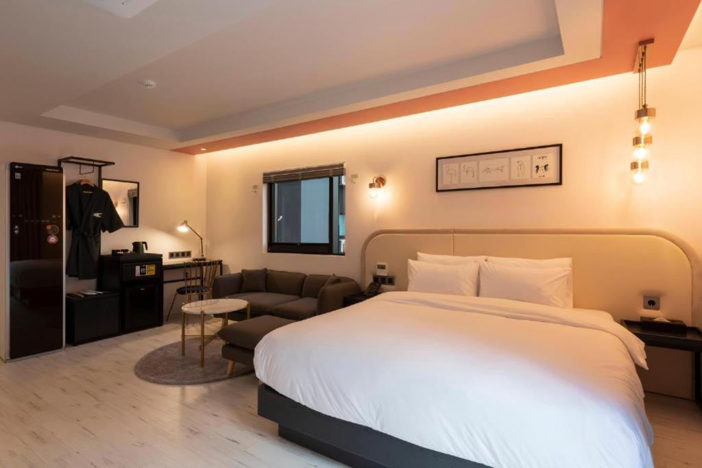Hound Hotel Yeonsan Busan Extérieur photo