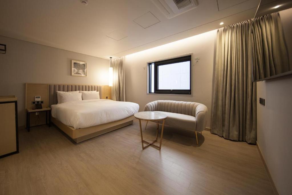 Hound Hotel Yeonsan Busan Extérieur photo